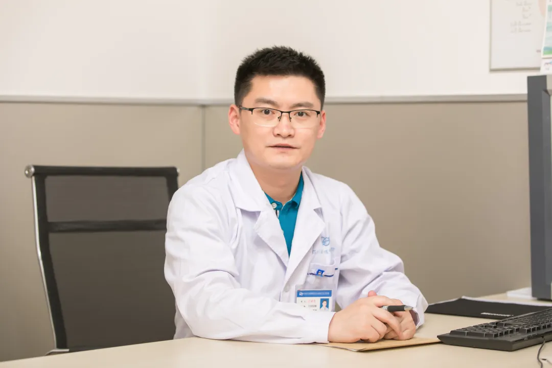 医生推介 | 岳成堂：20余年深耕生殖男科，以匠心守护男性健康