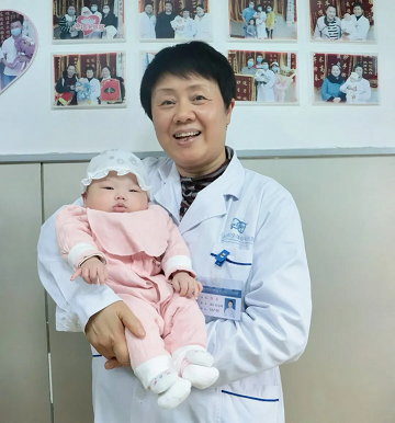 30 年妇产科名医黄英，专治内异症、宫腔粘连、排卵障碍性不孕