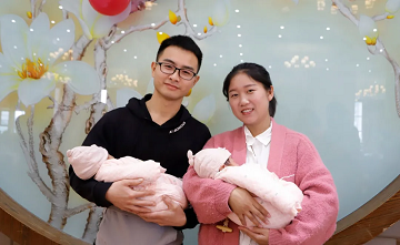 多囊卵巢综合征的她在我院左玉芳医生的治疗下喜获双胞胎