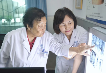 媒体聚焦 │ 央视专访四川省生殖专科医院特聘专家谢蜀祥教授