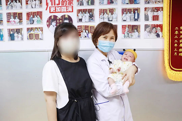 成都不孕不育医院何庆医生怎么样