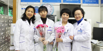3.8女神节，院领导为女性职工及患者送上节日祝福